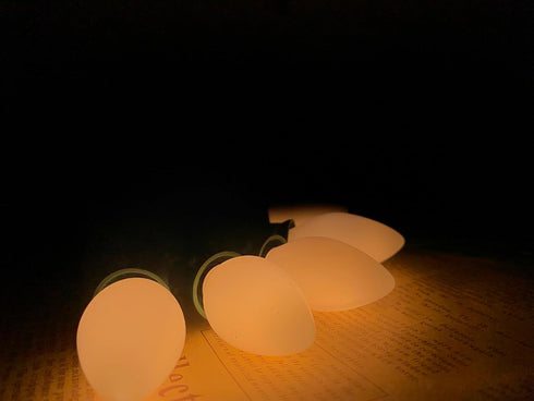 25 Pack C7 White LED Replacement Bulbs, 0.6 Watt White Ceramic Indoor Night Light Bulbs, E12 Base C7 Christmas String Light LED Bulbs for Wedding,...
