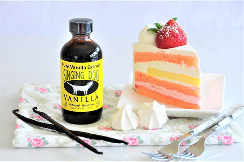 Singing Dog Vanilla, Pure Vanilla Extract, 4 Fluid Ounce Bottle...