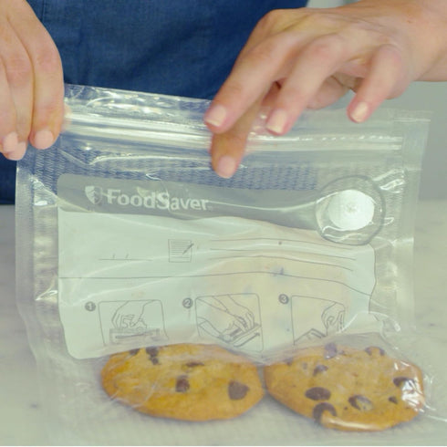 FoodSaver FSFRBZ0316-000 1-Gallon Vacuum Zipper Bags, 12 Count, Multi 2-Pack...