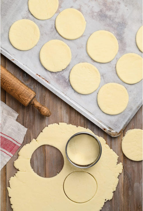 Mrs. Anderson’s Baking Cookie Fondant Cutters, Graduated Round, Stainless Steel, 10-Piece Set with Storage Container...