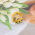 Flowers Bee Daisy Brooch Pin, Yellow Sun Flower Brooch.Charm Daisy Collar Pin Coat Collar Brooch for Women Corsage Safety Pin...