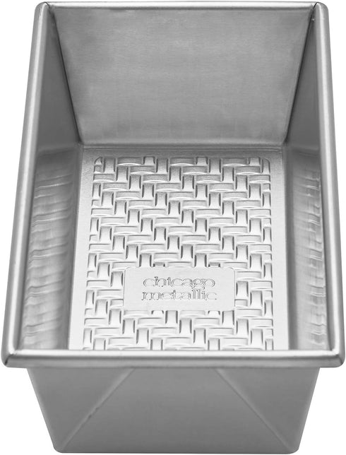 Chicago Metallic 5237969 Uncoated Textured Aluminum 1-Pound Loaf Pan, 9" -by-5", Silver...