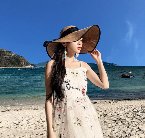 Women Girls Large Brimmed Garden Beach Sun Hat Big Summer Sun Hat Swimming Garden Beach Straw Hat Cap with Black Ribbons UPF 50+ for Traveling (Kh...