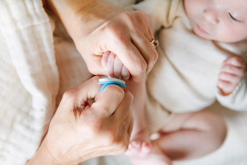 New Stress-Free Baby Nail Care Set for Newborns I No Risk of Injury to Your Child When Shortening, Trimming and Filing Their Fingernails (0-6 Mont...