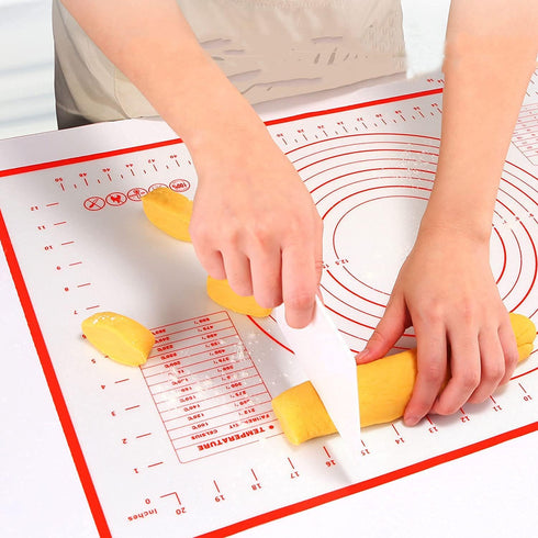 5 pcs Pizza Tools Set incl Dough Roller and Docker and Silicone Pastry Dough Mat and Dough Scraper Cutter Time-Saver Dough Tools Set (5 pcs)...