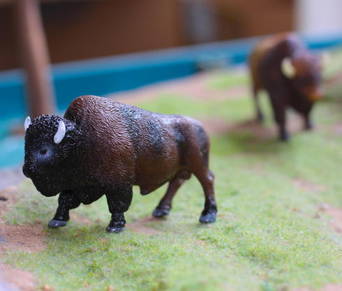 Gemini&Genius North American Bison Figurine Animal Toy, Bull Action Figure, Wildlife Play Toy for Kids, Hand Painted, Realistic and Durable Toys f...