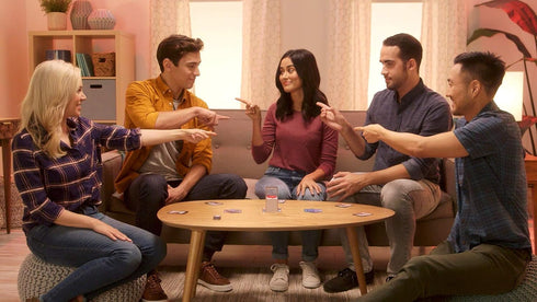 Mattel Games Jewel Heist Team Strategy Game, Mystery Role-Play Social Deduction Game with Game Board, Vault and Jewels, for Adults, Family and Kid...