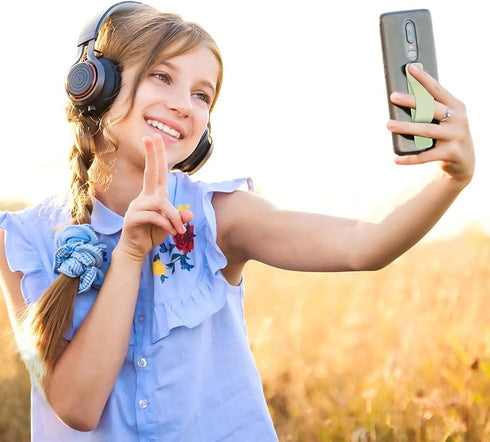 2Pcs Phone Loop Finger Holder, Silicone Phone Grip Phone Finger Strap Stand Universal Portable Finger Kickstand for Most Smartphones (2pcs-Green/N...