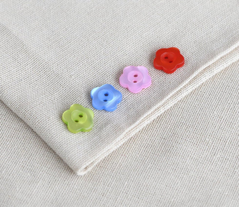 525pcs 1/2 inch (12.5mm) 11 Colors Flower Shape Resin Buttons for Sewing Blouse Shirts 2 Holes Button DIY Crafts Projects Scrapbooking DIY Project...