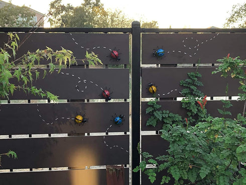 Metal Ladybugs Garden Wall Art Decor Cute Ladybugs Wall Sculptures & Statues Outdoor Decoration Yard Lawn Porch Fence Ornaments, Set of 4...