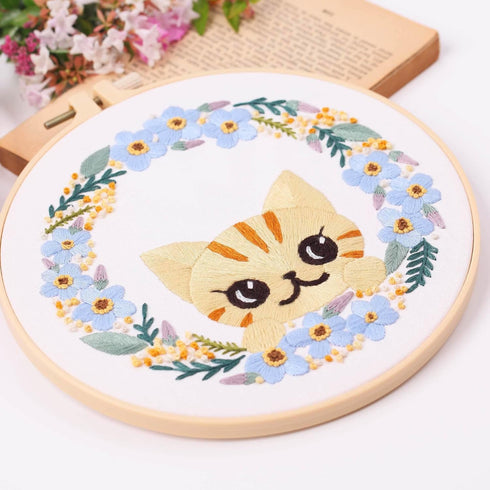 Harimau 4pcs Beginner Embroidery Kit,Cute cat Pattern,Cross Stitch Kits, Including Stamped Embroidery Cloth with 2 Embroidery Hoops, Multicolor Co...