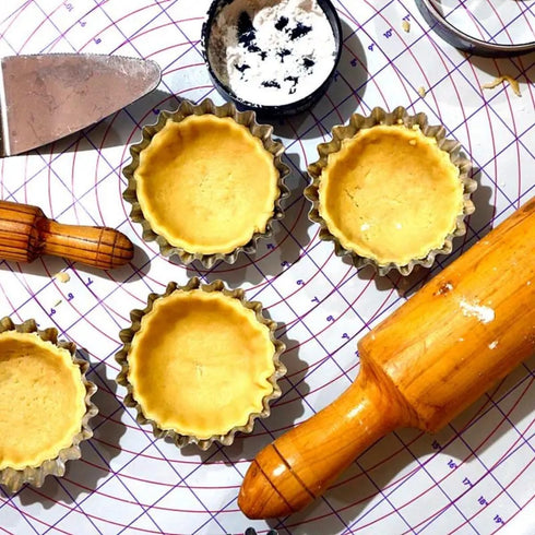 12 Pcs Stainless Steel Tart Pans - Non-Stick Flower Cookie Cutters Mold for Baking - Flower and Round Muffin Cups - Cupcake Mold for Kitchen...