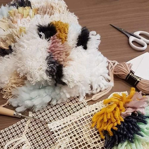 GLOGLOW Latch Hook Canvas, Mesh Fabric Blank Rug Hooking Mesh Canvas Kit DIY Rug Canvas for Latch Hook Rug Tapestry Canvas DIY(150x100cm/59x39.4in...