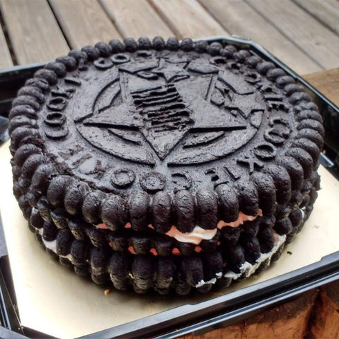 2Pcs Giant Sandwich Oreo Big Cookie Cake Pan 9 Inch Rock Star Bread Baking Silicone Mold (Set of 2, Random Color)...