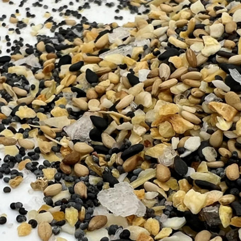 Everything Bagel Seasoning - XL 10 Ounce Bottle - Yummy Blend of Onion, Garlic, Salt and Poppy Seeds - Great on Bagels, Toast, Salads and Spreads ...