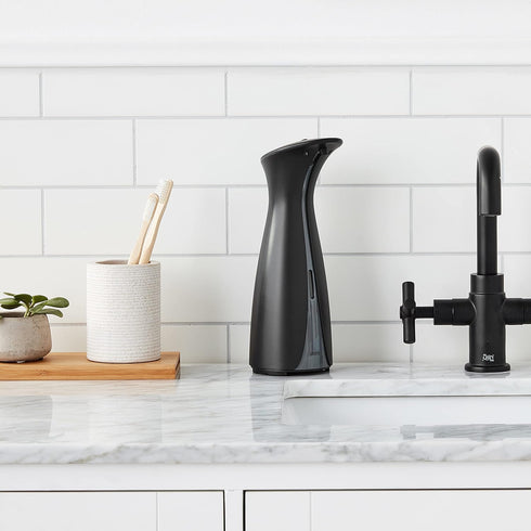 Umbra Otto Automatic Soap Dispenser Touchless, Hands Free Pump for Kitchen or Bathroom, 8.5 oz, Black...