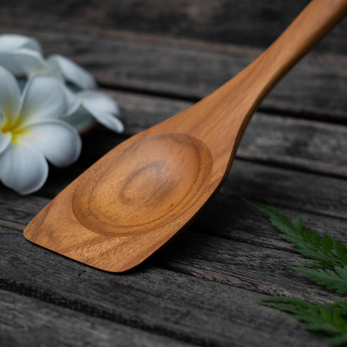 FAAY Right Hand Chopper, Wooden Spoon - Spatula, Break Up Ground Beef Utensils Made from High Moist Resistance Teak Wood for Non Stick Cookware. (...