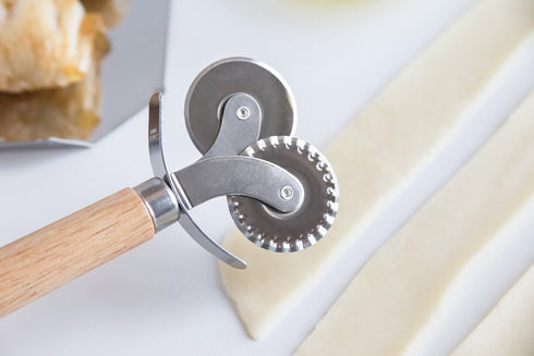 Fox Run 5542 Pastry Wheel Crimper and Cutter, Stainless Steel 1 x 2.75 x 6.5 inches...