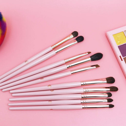 ENERGY Eyeshadow Brushes Set Professional Makeup Brushes Kit with Case Premium Vegan Synthetic Bristles For Eyeshadow Eyebrows Eye Liner Smudge No...