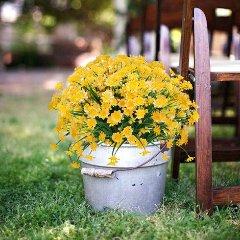 Artificial Daisies Flowers Outdoor UV Resistant 4 Bundles Fake Foliage Greenery Faux Plants Shrubs Plastic Bushes for Window Box Hanging Planter F...