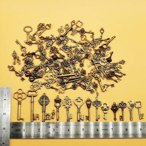 CHuangQi 125pcs/6oz Vintage Skeleton Keys Set, Steampunk Key Necklace, Antique Bronze Charms Pendants, DIY Handcrafts Jewelry Making, Wedding & Bi...
