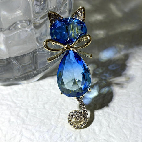Cute Blue Cubic Zircon Kitty Cat Pin Brooch with Bowtie...