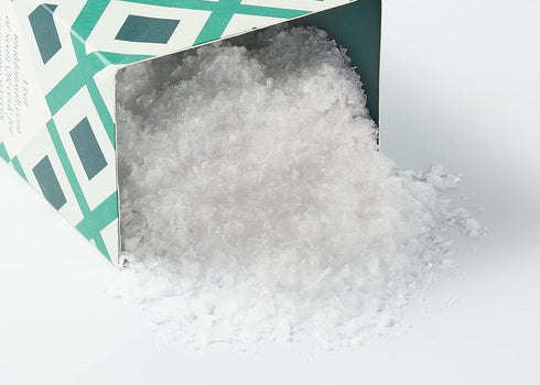 Maldon Salt, Sea Salt Flakes, 8.5 oz (240 g), Kosher, Natural, Handcrafted, Gourmet, Pyramid Crystals (Packaging May vary)...