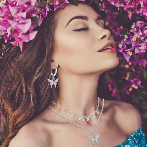 Hicarer Big Butterfly Pendant Necklace Rhinestone Chain Shiny Crystal Choker Pendant Collar Necklace and Butterfly Bracelet Butterfly Earrings Jew...