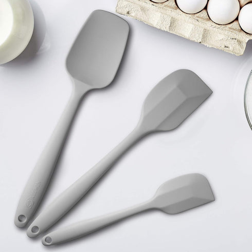 Silicone Spatula 3-piece Set, Ergonomic Handle High Heat-Resistant Spatulas, Non-stick Rubber Spatulas with Stainless Steel Core, Light Grey...