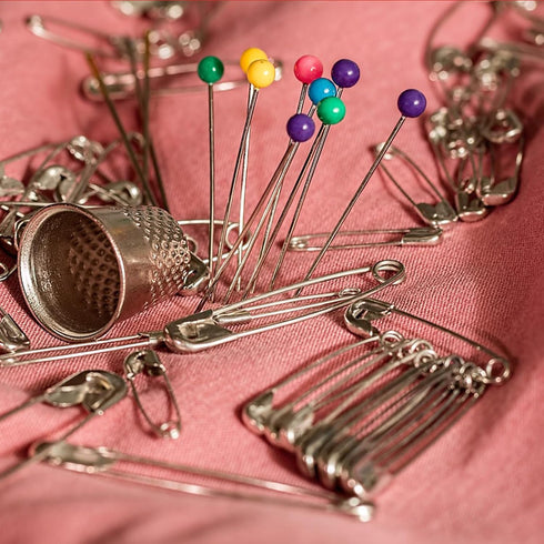 YOKIVE 200Pcs Pearlized Sewing Pins, Ball Head Needle Straight Quilting Pin for Fabric| Great for Dressmaker, Jewelry DIY Decoration, Craft(Orange...