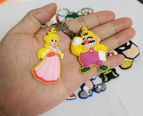 20pcs Key chain Key Goodie Bag Stuffer Christmas Gift Holiday Charms for Kids Birthday Party Favors School Carnival Reward Prizes Decoration Suppl...