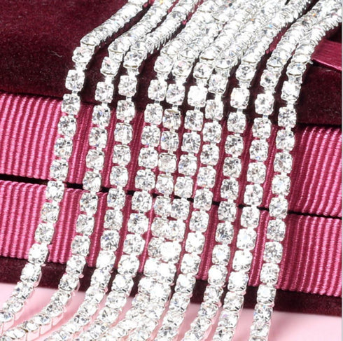 Honbay 10 Yard Crystal Rhinestone Close Chain Trim Sewing Craft 2.5mm Silver Color (Clear)...