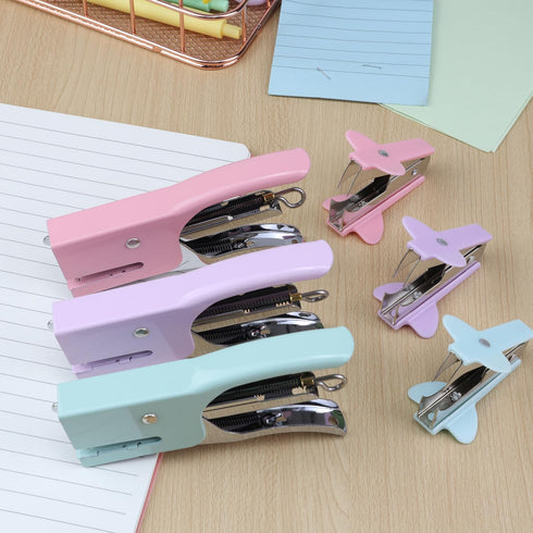 Small Hand-held Stapler Set, 15 Sheet Capacity, includes 750Pcs Staples and A Staple Remover, Mini Desktop Stapler for Office, School, Home or Tra...