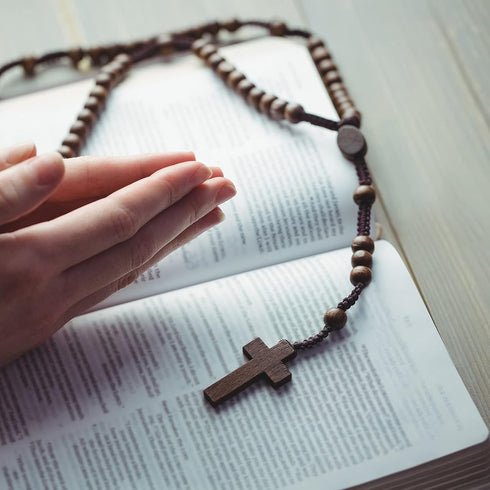 Hicarer Christian Wooden Cross Charm Mini Wood Cross Stress Relief Hanging Spiritual Religious Bible Verse Gift for Social Worker Church Volunteer...