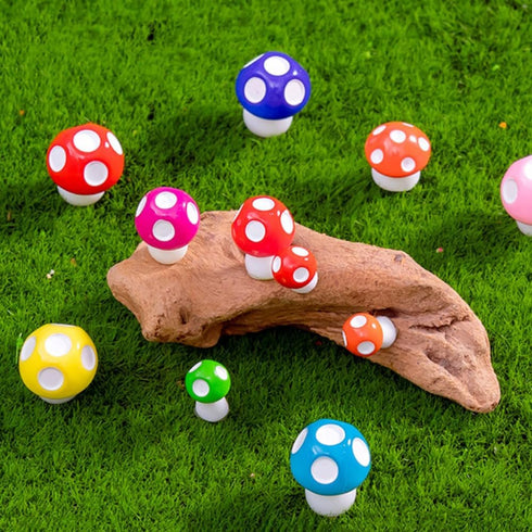 MAOMIA Miniature Mushroom Figurines 32 Pcs Fairy Garden Accessories Mushroom Cake Toppers Micro Landscape Garden Decoration Plant Flower Pots Orna...