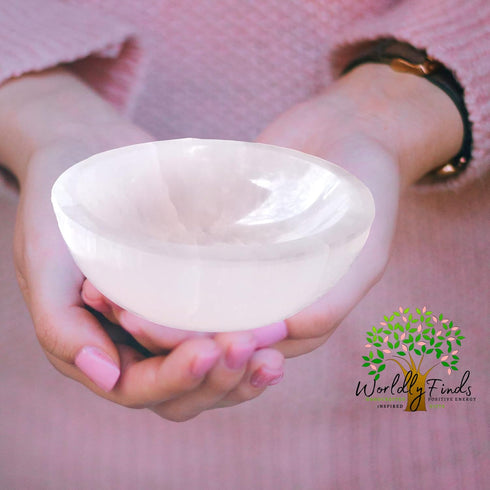Worldly Finds Selenite Crystal Smudge Bowl 4 Inch, 6 Sizes, Hand-Carved, Moroccan Crystal Holder to Charge, Cleanse Crystals, Charging, Smudging B...