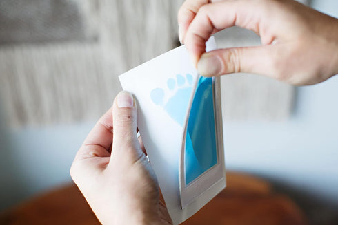 Pearhead Newborn Baby Handprint and Footprint Kit - No Mess Clean-Touch Ink Pad with Impression Cards, Baby Boy Keepsake, Perfect Keepsake for Fam...