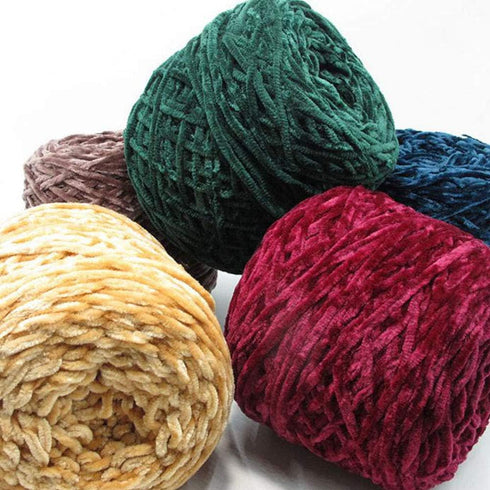 8 oz/250g Chenille Yarn,DIY Velvet Chenille Yarn,Bulky Luxury Coffee Brown Chenille Yarn for Crochet Hat Scarf...