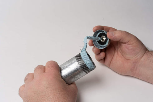 Hercules 15806 Megaloc Multi-Purpose Thread Sealant, Can, Blue, Liquid Paste, 8 oz./236 ml/1/2 Pint, 8 Fl Oz...