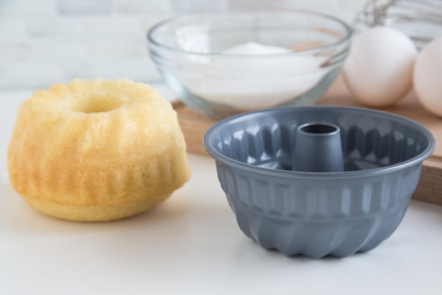 Fox Run Mini Fluted Pan with Center Tube, Preferred Non-Stick, 4-Inch...