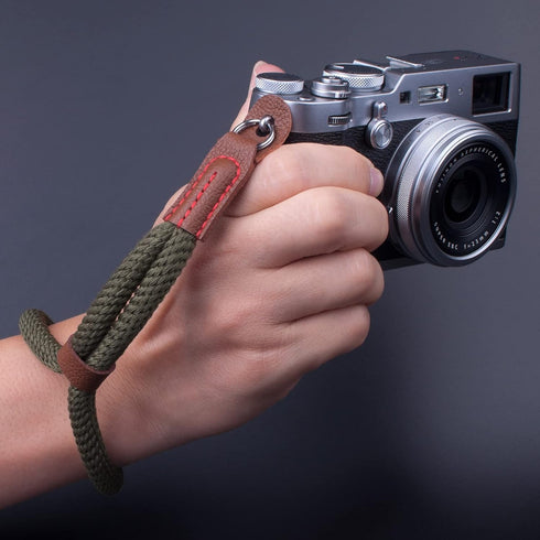 Green Soft Camera Wrist Strap, Hand Strap Compatible with Fujifilm X-T30 X-T4 X-T3 X100F X-T20 X-T2 X-Pro2 X-E2 X30 X100T A6100 A6600 A6400 A6000 ...