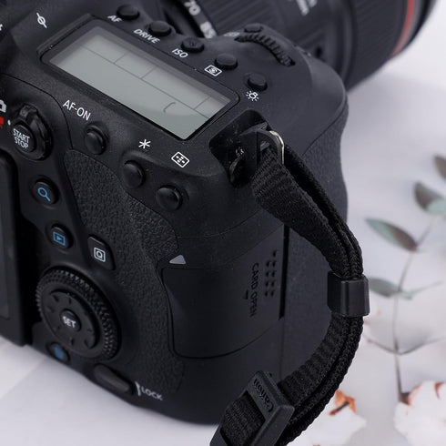 2pcs Camera Neck Strap Screw Holders, Stainless Steel Lug Ring Camera D Ring Camera Neck Strap Screw Holder with Triangle Split Rings Compatible f...