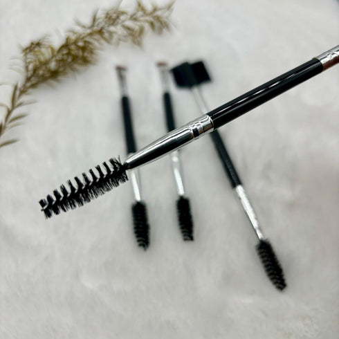 4-Piece Eyebrow Tool Set, 2 pieces Eyelash Separator Brow Comb & Lash Spoolie, 2 pieces angled eye brow brush & spoolie brush, Protectional Eye Ma...