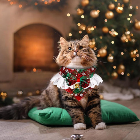 Christmas Pet Bandana with Bell and Pendant for Dogs and Cats, Festive Red and Green Plaid Snowflake Design, Adjustable Sizes for Most Pets, Durab...