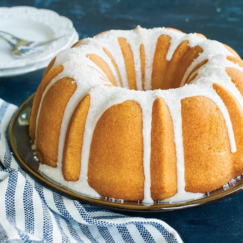 Nordic Ware Treat Bundt Pan, 12-Cup...