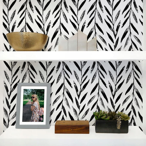 Wudnaye Black and White Peel and Stick Wallpaper Leaf Contact Paper 17.7 inch × 118.1 inch Black and White Contact Paper Peel and Stick Wallpaper ...