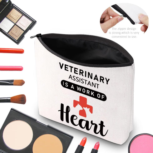 CMNIM Vet Assistant Gifts Vet Tech Makeup Bag Veterinary Assistant Is A Work of Heart Pouch Bag for Vet Tech Student Gifts (Veterinary Assistant M...