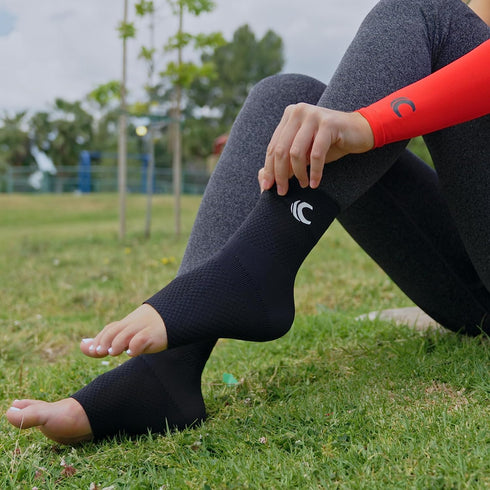 Cannon Sports Ankle Brace Compression Sleeve for Achilles Tendonitis, Plantar Fasciitis, Joint Pain Relief Socks (Pair) (Black, X-Large)...