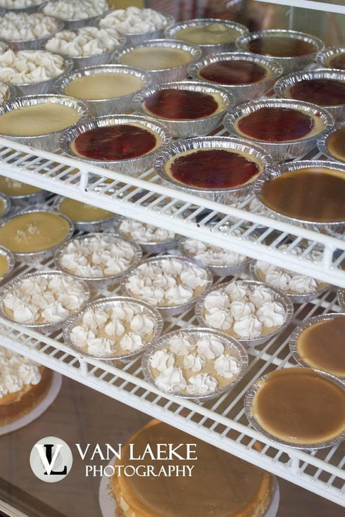 Safca KitchenDance Disposable Aluminum Foil Tart Pan with Lid - 5" Aluminum Foil Individual Pie Pans, Mini Pie Pans, Pot Pie Tins, Baking Pan Perf...