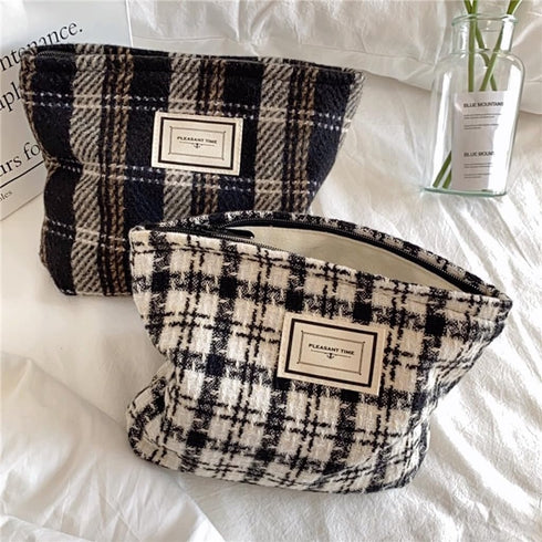 Travel Checkered Makeup Bag, Corduroy Cosmetic Bag for Purse, Small Cosmetic Zipper Pouch Cute Travel Checkered Makeup Bag Gift for Women,Girls (h...